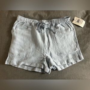 NWT Rip Curl XS shorts